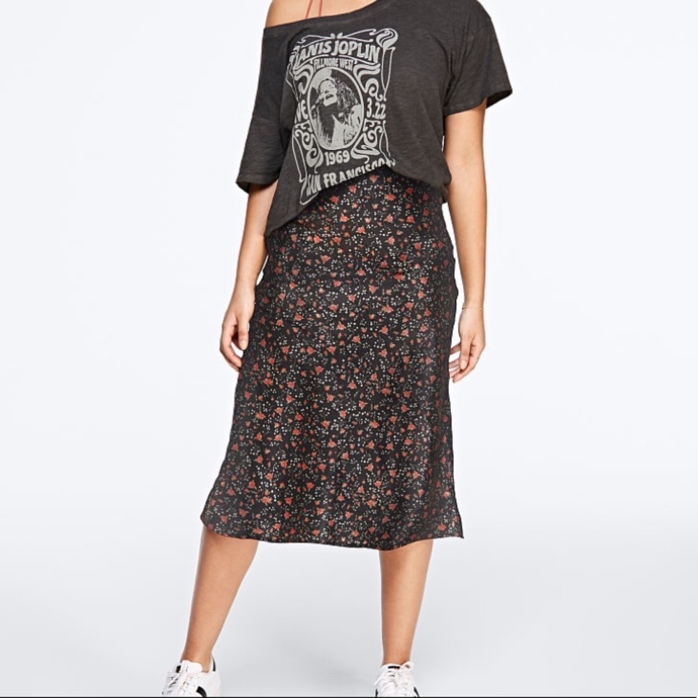 PINK Victoria’s Secret Skirt